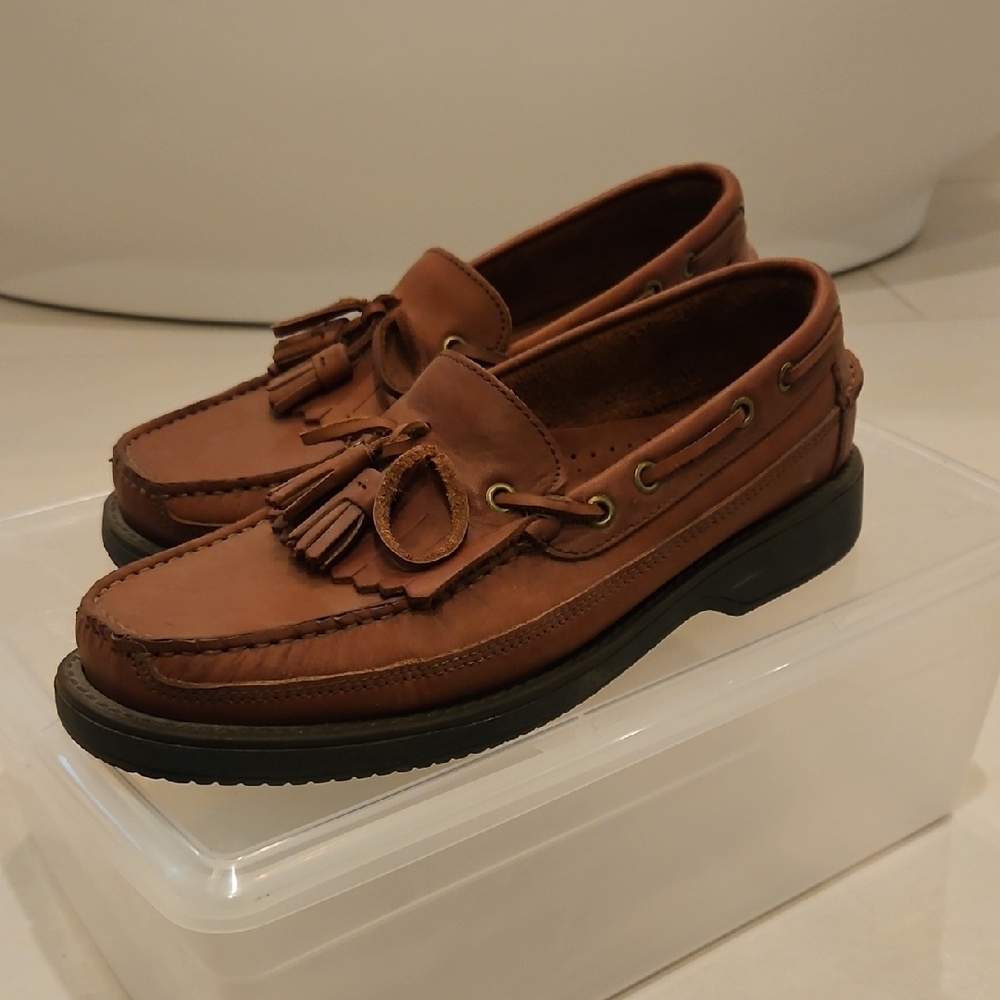 NWOT Men's Deer Stags Duke Brown Leather Tassel Loafers Size 9